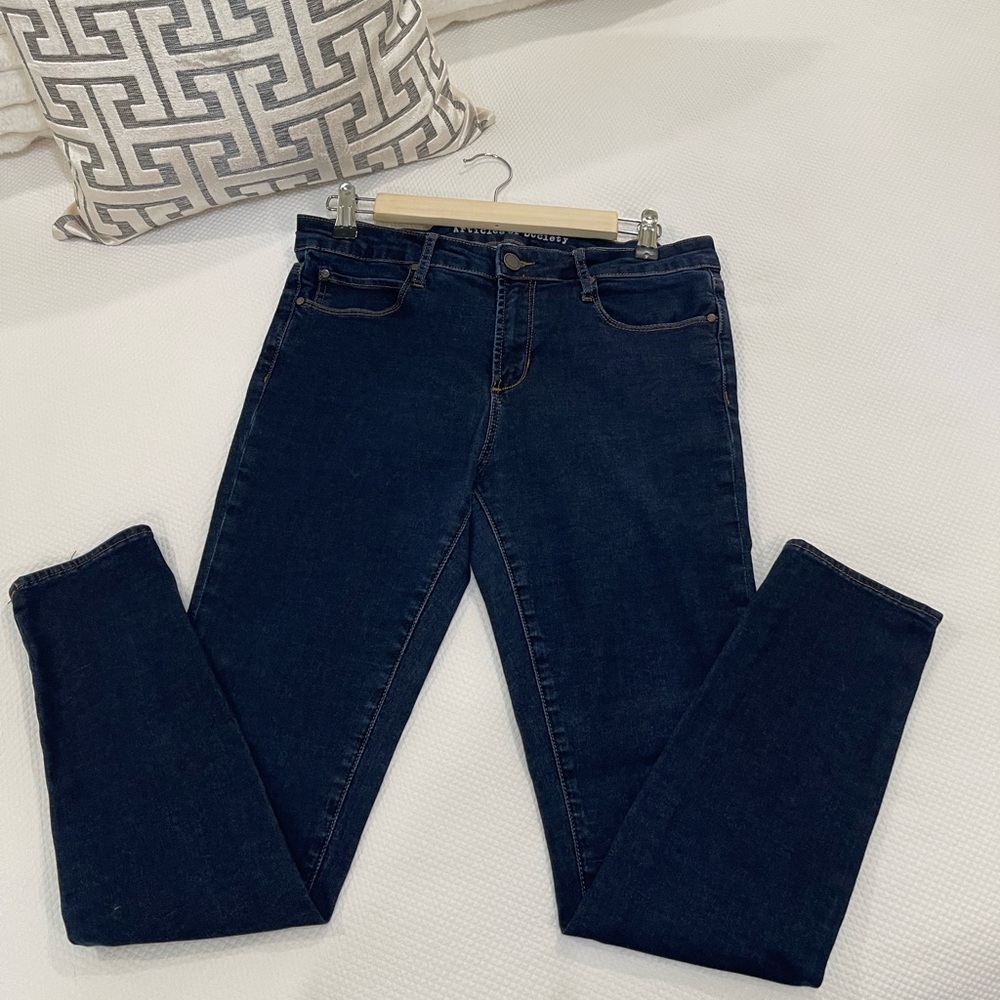 Excellent Condition! Articles Of Society Dark Indigo Women's Skinny Jeans